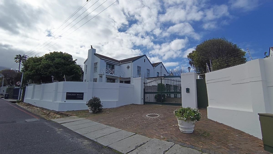  Bedroom Property for Sale in Wynberg Upper Western Cape